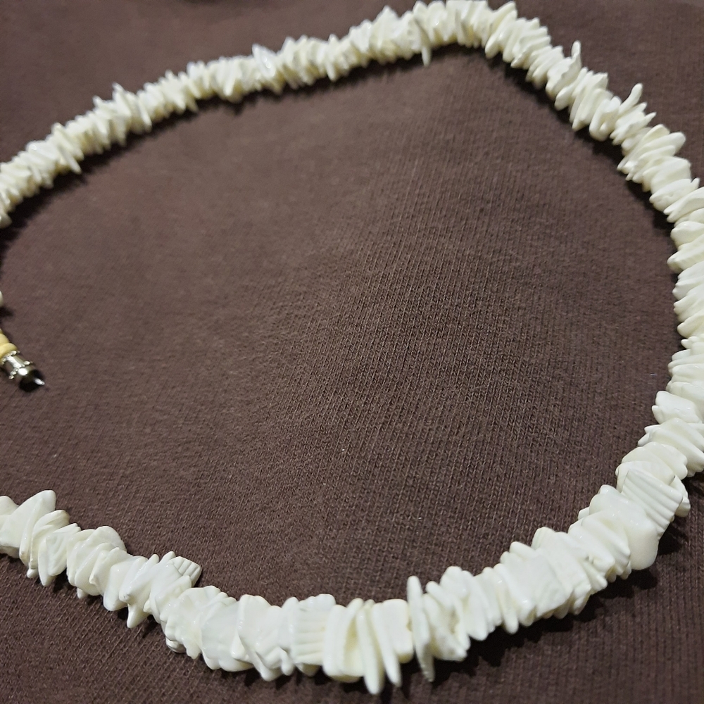 22" hand crafted shell choker necklace klace